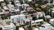 Κυβέρνηση και τράπεζες εναντίον μεσαίας τάξης