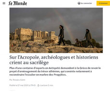 Le Monde: Αρχαιολόγοι και ιστορικοί θρηνούν για την ιεροσυλία στην Ακρόπολη