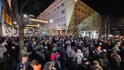 Στους δρόμους οι Σέρβοι για φερόμενη νοθεία στις εκλογές του Δεκεμβρίου