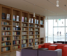 Ο Φάρος του ΚΠΙΣΝ γέμισε βιβλία!