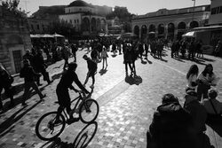 Καθημερινή εκατόμβη η πανδημία: 102 νεκροί (97 σύμφωνα με την κυβέρνηση) – 6.201 νέα κρούσματα κορονοϊού – 694 διασωληνωμένοι