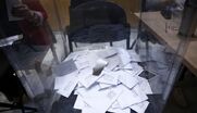 Γιατί η ΝΔ προωθεί σενάρια για εκλογική νοθεία