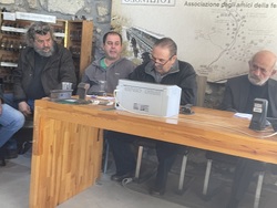 Ο ΤΟΠΟΣ ΜΑΣ ΕΙΝΑΙ ΑΡΡΗΚΤΑ ΔΕΜΕΝΟΣ ΜΕ ΤΟΝ ΟΔΟΝΤΩΤΟ ΔΙΑΚΟΠΤΟΥ- ΚΑΛΑΒΡΥΤΩΝ   ΚΑΙ ΕΤΣΙ ΘΑ ΠΑΡΑΜΕΙΝΕΙ!