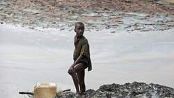 Σχεδόν 14.000 Νιγηριανοί προσφεύγουν κατά της Shell για τις καταστροφικές επιπτώσεις της ρύπανσης