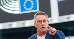 Σφυροκόπημα στο Ευρωκοινοβούλιο για το σκάνδαλο των υποκλοπών