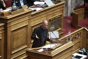 Βαρουφάκης: Πόσο ακόμα θα μας κυβερνά το τίποτα;
