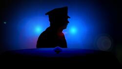 Ποιος είναι ο αξιωματικός της Αστυνομίας που καταπατά τα δημοκρατικά δικαιώματα και την ιδιωτική περιουσία; (video)
