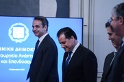 Απευθείας ανάθεση από Γεωργιάδη σε δημοσκοπική εταιρεία πληρωμένη με κρατικό χρήμα