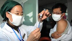 Το εμβόλιο για τον κορονοϊό θα γίνει «παγκόσμιο δημόσιο αγαθό» διαμηνύει η Κίνα