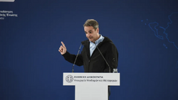 Πασχαλινή φιέστα Μητσοτάκη στον Ε65