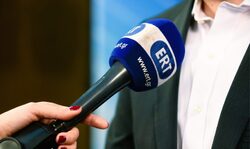 Σάλος με την ΕΡΤ: Χυδαία προπαγάνδα για τα ιδιωτικά πανεπιστήμια – Έβαλαν «γαλάζια παιδιά» να τα εκθειάζουν