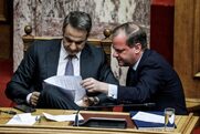 Ο Μητσοτάκης ανακοίνωσε και επίσημα τον Καραμανλή για τις εκλογές