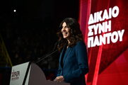 Πόπη Τσαπανίδου: Την επόμενη των εκλογών θα συζητάμε για το πώς οι νέοι έκαναν cancel τον κ. Μητσοτάκη