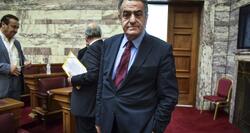 Άθλιοι υπαινιγμοί από Χ. Αθανασίου για να δικαιολογήσει τις υποκλοπές