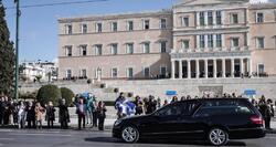 ΣΥΡΙΖΑ-ΠΣ: Ο κ. Μητσοτάκης υποκλίθηκε σήμερα στην έκπτωτη βασιλεία