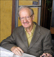 Γιώργης Μανουσάκης, συγγραφέας