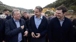 Κυριάκος Μητσοτάκης / Κατάπιε τη γλώσσα του για τους 6 που παρακολουθούσε - Το πρώτο σχόλιο