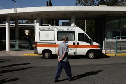 Νοσοκομειακοί Γιατροί: Στη Θεσσαλονίκη μετακινούν ειδικευόμενους σε ιδιωτική κλινική που δεν έχει επιταχθεί