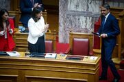 Βουλή: Ο Τασούλας «φυγάδευσε» και πάλι τον Μητσοτάκη