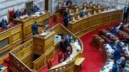 Βουλή: Τα πολιτικά μηνύματα της σύγκρουσης για την ακρίβεια