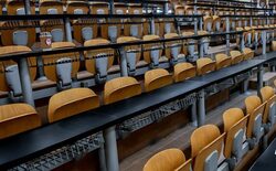 Πανεπιστήμια: «Γιατί λέμε όχι στις διαδικτυακές εξετάσεις» – 200 ακαδημαϊκοί απαντούν στον Κ. Μητσοτάκη