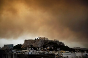 Bloomberg: Η Αθήνα κινδυνεύει να μετατραπεί σε έρημο