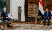 Ο Μπλίνκεν στο Κάιρο: Πιέσεις για δύο κράτη και απομόνωση Ιράν
