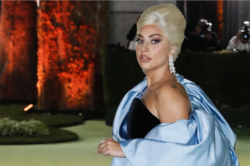 Τα Oscars επιτέλεσαν το θεάρεστο έργο της υπενθύμισης στη Lady Gaga ότι δεν έχει ταλέντο παντού