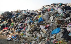 Τα σκουπίδια και ο παραμυθένιος κόσμος των δημάρχων
