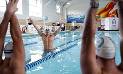 Πως το κολύμπι και η άσκηση στο νερό βοηθά σε διάφορες παθήσεις;