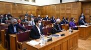 Μετά τη χθεσινή ν-τροπολογία: Πρεμιέρα με «γαλάζιες» μεθοδεύσεις στην εξεταστική για τις λίστες Πέτσα