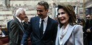 «Καρφιά» Αγγελοπούλου για Μητσοτάκη: «Ανενεργές οι ΜΕΘ που δωρίσαμε»