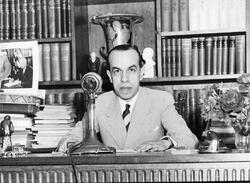 Σπυρίδων Μαρκεζίνης 1909 – 2000