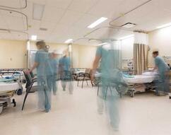 Έρευνα ΚΕΠΥ: Υποστελεχωμένα τα νοσοκομεία της χώρας παρά την πανδημία